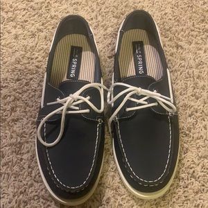 Men’s Navy boat shoes size 10.5